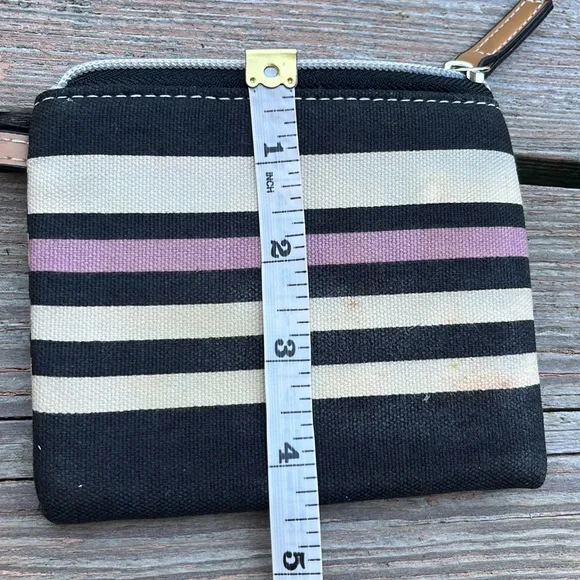 3/$25💜 Victoria’s Secret bag & coin purse. - Picture 9 of 11